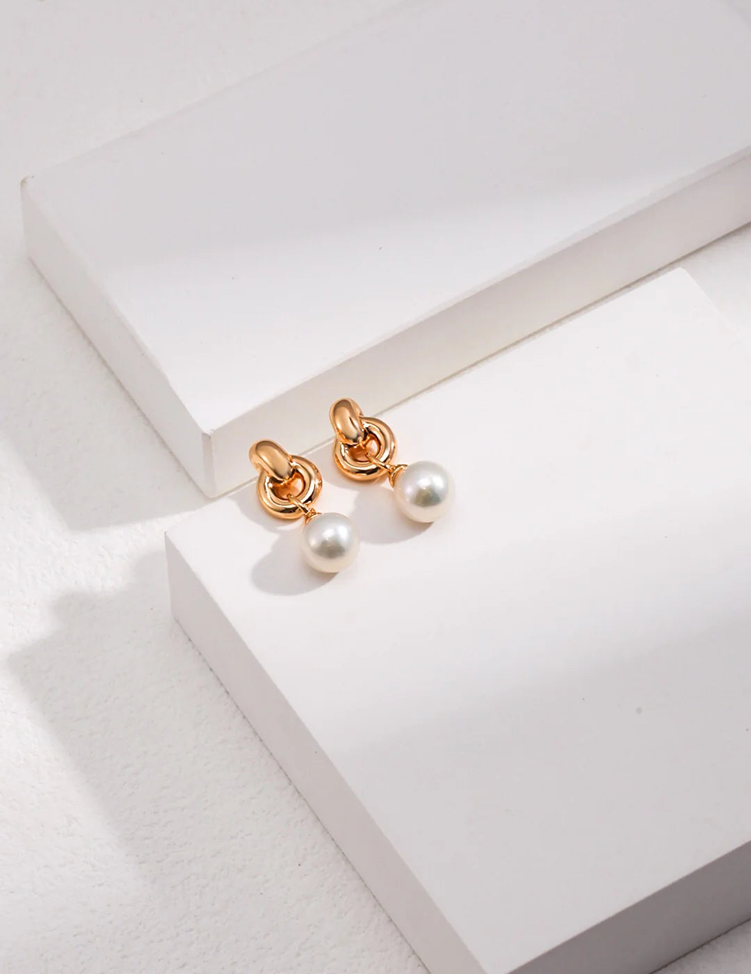 Interlocking Natural Pearl Earrings
